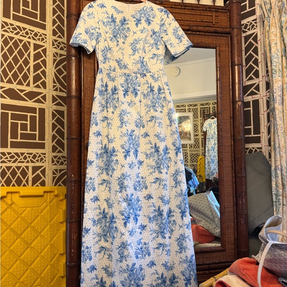 Molly Moorkamp Dresses & Skirts - Chic Blue Floral Maxi Dress